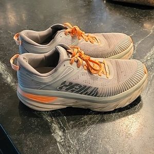 Hoka One One Bondi